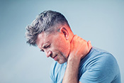 Back and neck pain common after upper-limb amputation -  Photo: ©iStock/Aleksej Sarifulin