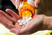 Involuntary opioid dose reduction does not lead to more chronic pain