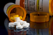 Post-surgery opioid use increases opioid use disorder and overdose risk - Photo: ©Getty Images/BackyardProduction