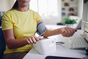Self-monitoring can lower blood pressure when used with other treatments - Photo: ©iStock/mixetto