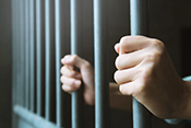 Psychotic symptoms linked to solitary confinement in incarcerated individuals