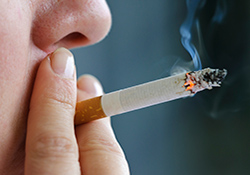     A VA study is testing whether the Internet can help smokers quit.