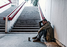 VA researchers are studying how Veterans access and use homeless assistance services like rapid rehousing programs. <em>(Photo for illustrative purposes only.<em>(Photo ©iStock/ljubaphoto)</em>