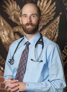 Dr. Joseph Frank is a primary care physician who is investigating the best ways to reduce or stop opioid use in Veterans with chronic pain.
(Photo by Shawn Fury)